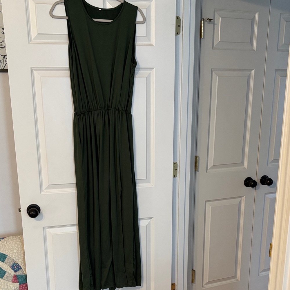 Source Unknown Olive Green Sleeveless Maxi Dress